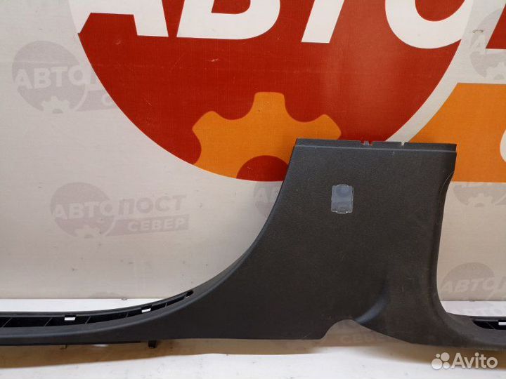 Накладка порога (внутренняя) правая Volkswagen