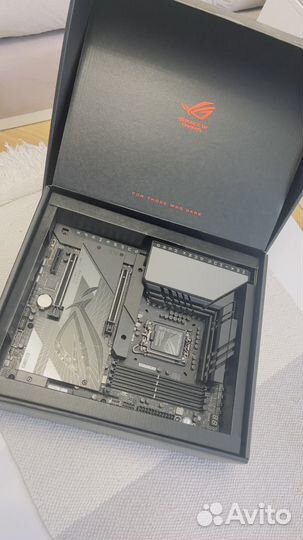 Asus Rog Maximus z790 Dark Hero (2 года гарантии)