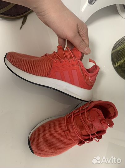 Кроссовки adidas