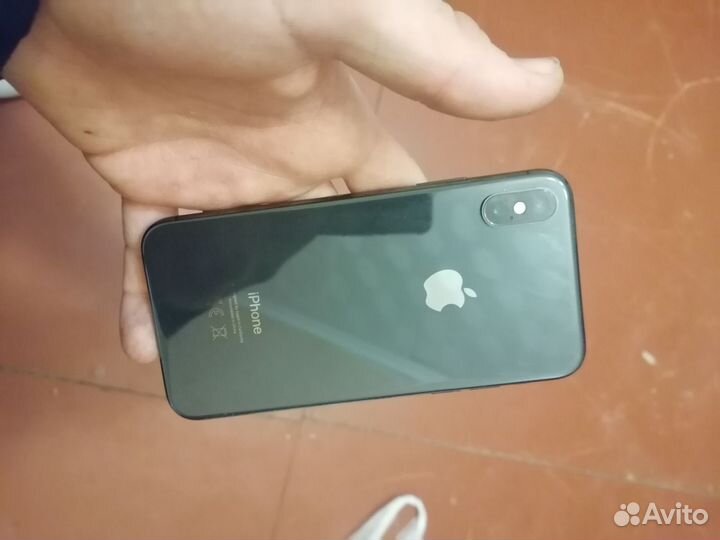 iPhone X, 64 ГБ