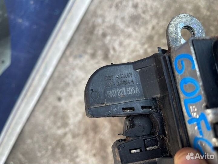 Замок крышки багажника Volkswagen Golf 6 BSE 1.6