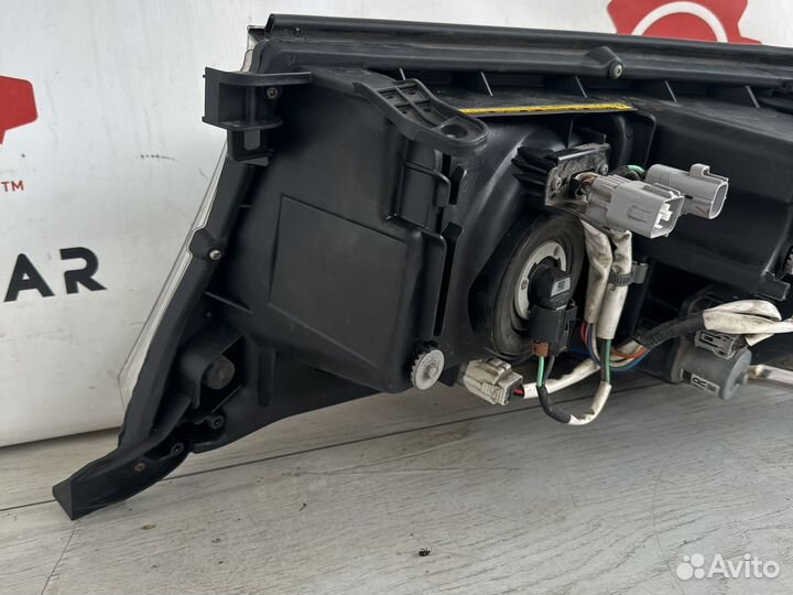 Land Cruiser 200 Фара правая