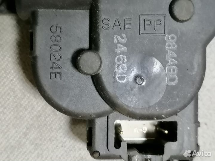 Сервопривод печки Chrysler Concorde 1999 2469D