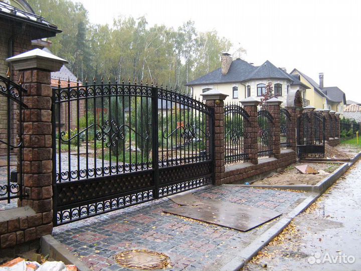 Кованные ворота, калитки и заборы на заказ