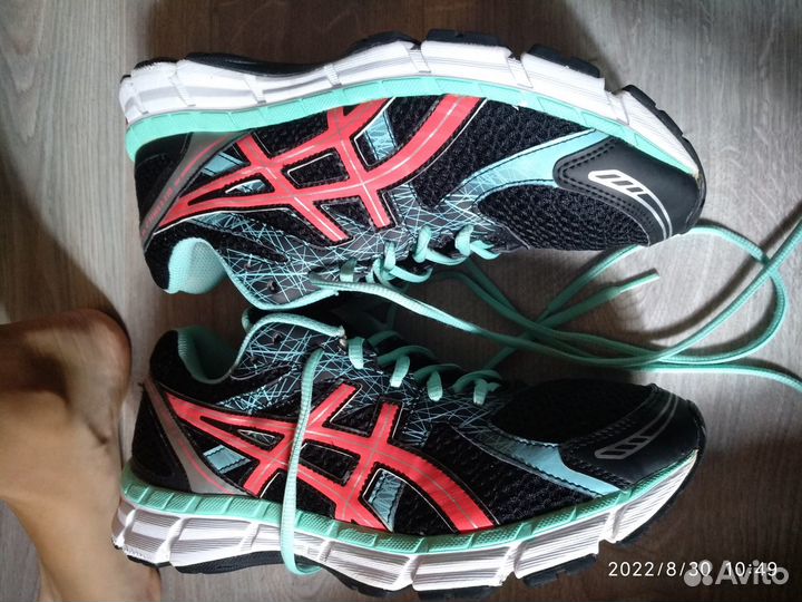 Кроссовки Asics Womens Gel Excite 2 ориг 41. раз