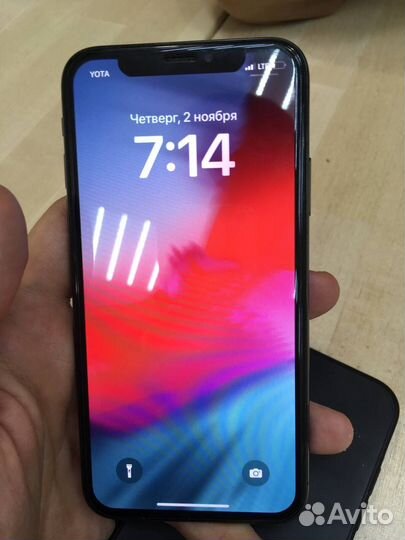 iPhone X, 64 ГБ