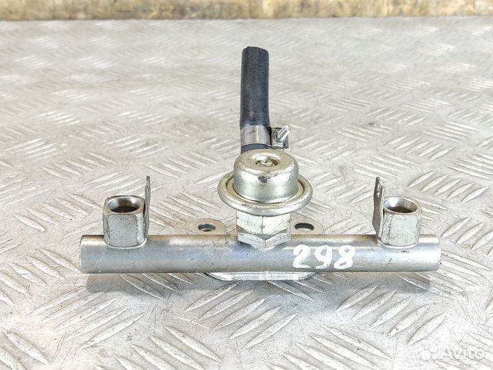 Рейка топливная рампа Subaru Impreza wrx G11