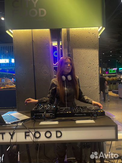 Диджей DJ Miss Yu на любое мероприятие