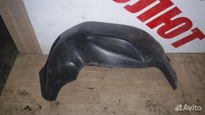 Локер передний правый Chevrolet niva 2002