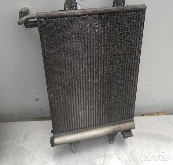 Радиатор основной Skoda Fabia
