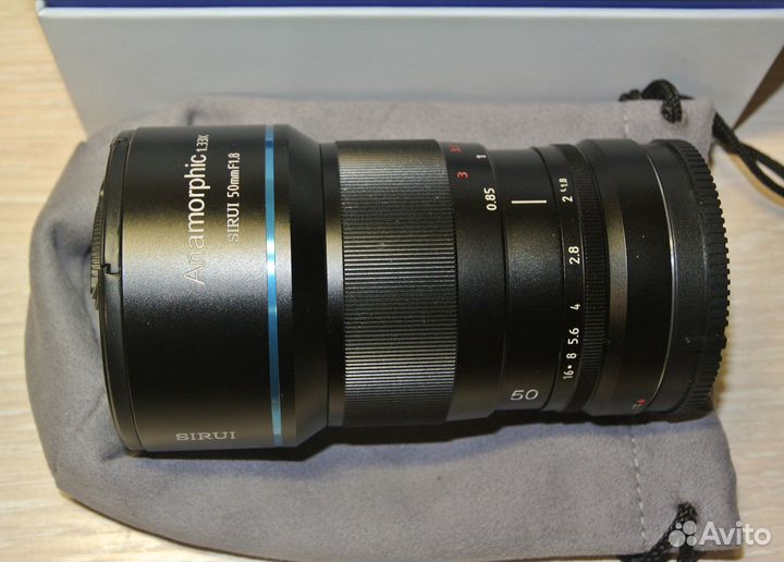 Объектив Sirui 50 mm F1.8 1.33х Anamorphic Sony E