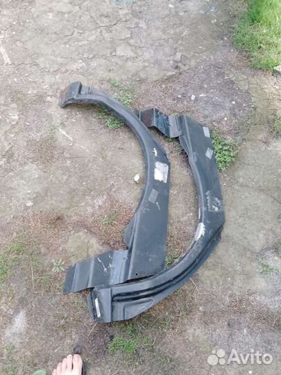 Подкрылки на ford mondeo 1 и 2