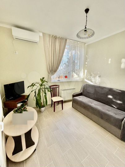 Дом 23 м² на участке 1 сот.