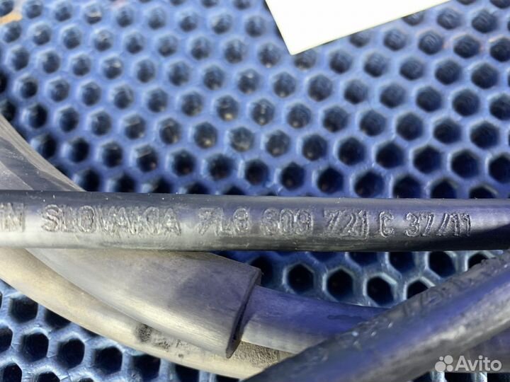 Трос ручника / Трос стояночного тормоза Audi Q7