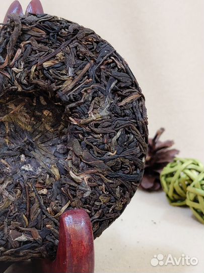 Зелёный пуэр от завода Гу И, чай марки Ю Бань