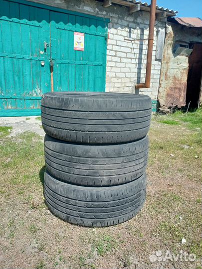 Kumho Solus KH17 215/45 R17