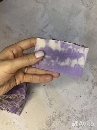 Мыло ручной работы на основе растительных масел