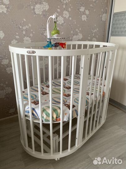 Кроватка 8в1 Dreams с матрацами и бортиками