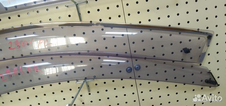 Ветровики Volkswagen Tiguan 1 (2007-2011)