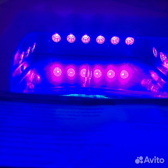 Профессиональная лампа для ногтей