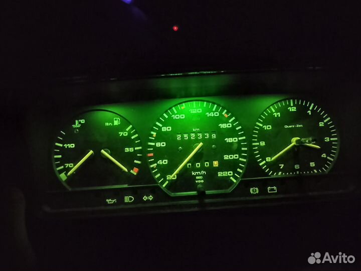 Приборная панель Passat B3