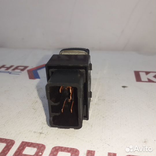 Кнопка стеклоподъемника двери задней правой KIA S