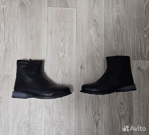 Продам зимние сапоги 