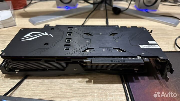 Видеокарта Asus ROG Strix GeForce GTX 1080 Ti