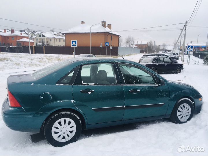 Ford Focus 2.0 AT, 2001, 121 000 км