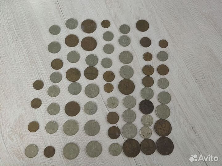 65 монет СССР