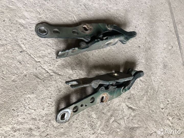 Петли капота BMW E46