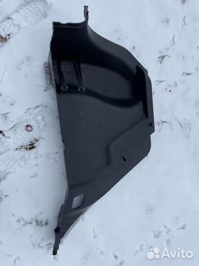 Пластик багажника (боковой) KIA Rio X-line