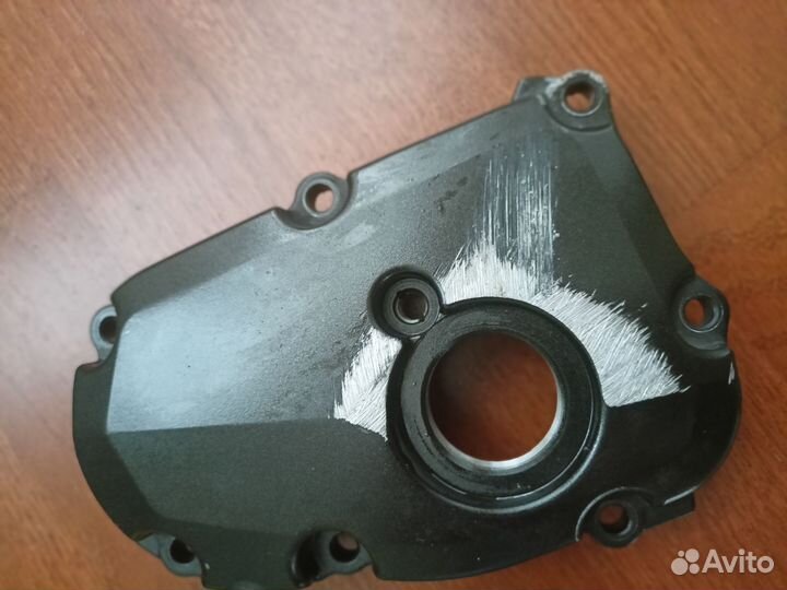 Крышка масляного насоса Yamaha FZ6R XJ6 09-17