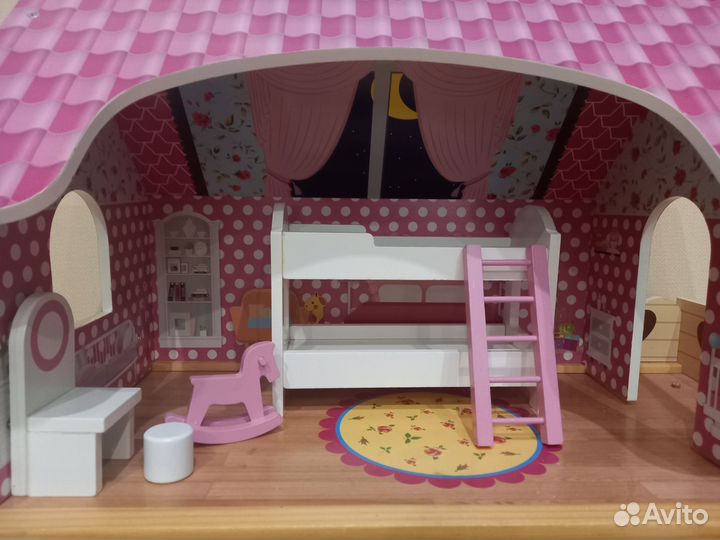 Домик кукольный 