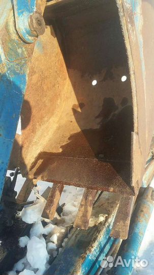 Ковш от экскаватора