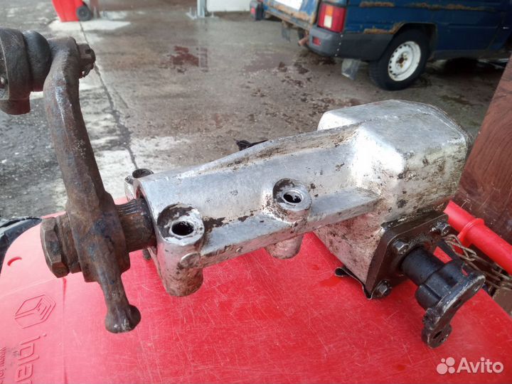 Газ 24. Газ 2410 Рулевой редуктор