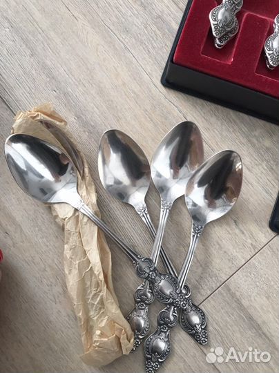 Набор столовых приборов мельхиор