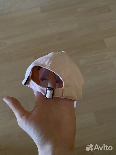 Бело-лиловая кепка truespin