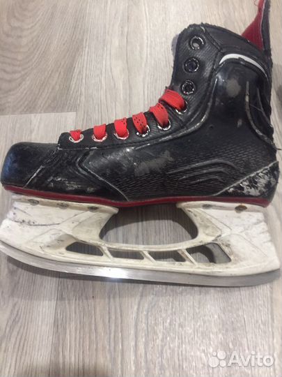 Хоккейные коньки бауэр