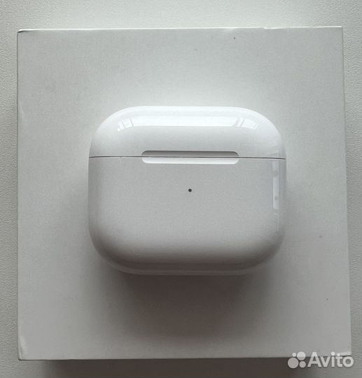 Apple Airpods 3 Один наушник громче