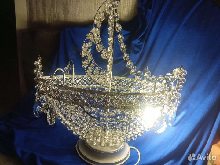 Лампа настольная