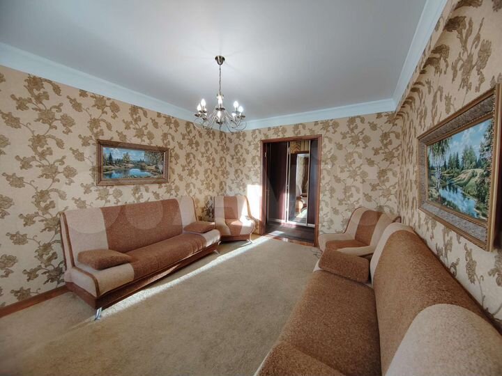 2-к. квартира, 65,7 м², 2/4 эт.