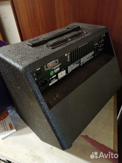 Гитарный комбоусилитель Laney 20 w