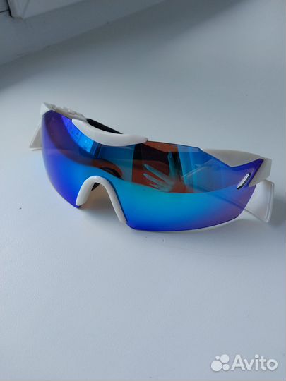 Очки спортивные