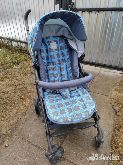 Прогулочная коляска