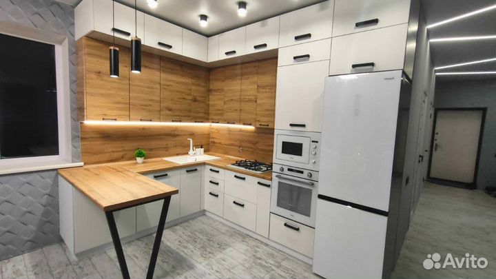 Кухня под потолок. Угловая кухня