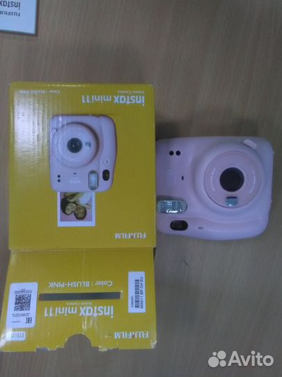 Фотоаппарат instax mini 11