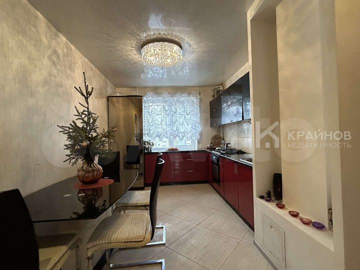 4-к. квартира, 97,4 м², 4/9 эт.