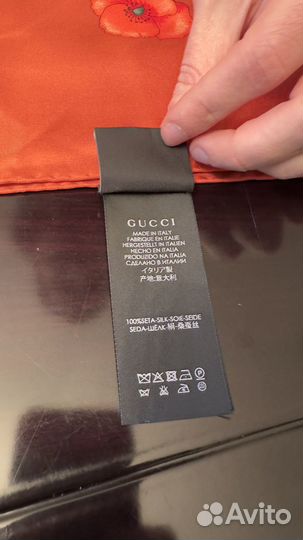 Платок Gucci шелковый 90*90