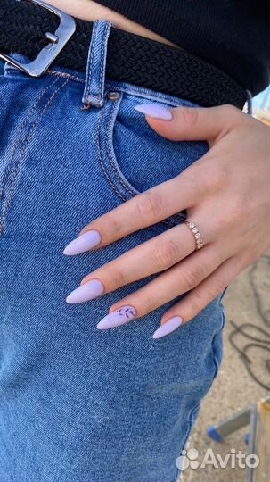 Маникюр и педикюр